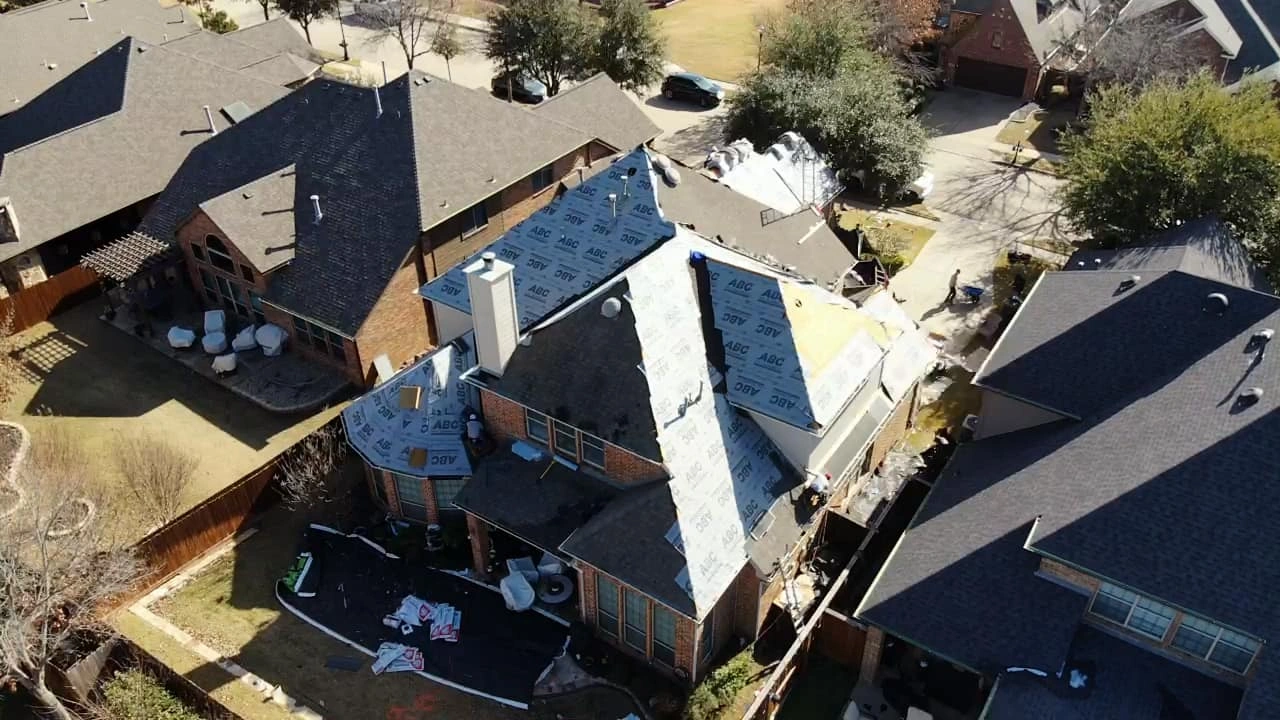 Roof Replacement - Professional roofing service